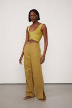 Load image into Gallery viewer, TOP FAIXA TORCIDO TRICOT DOURADO
